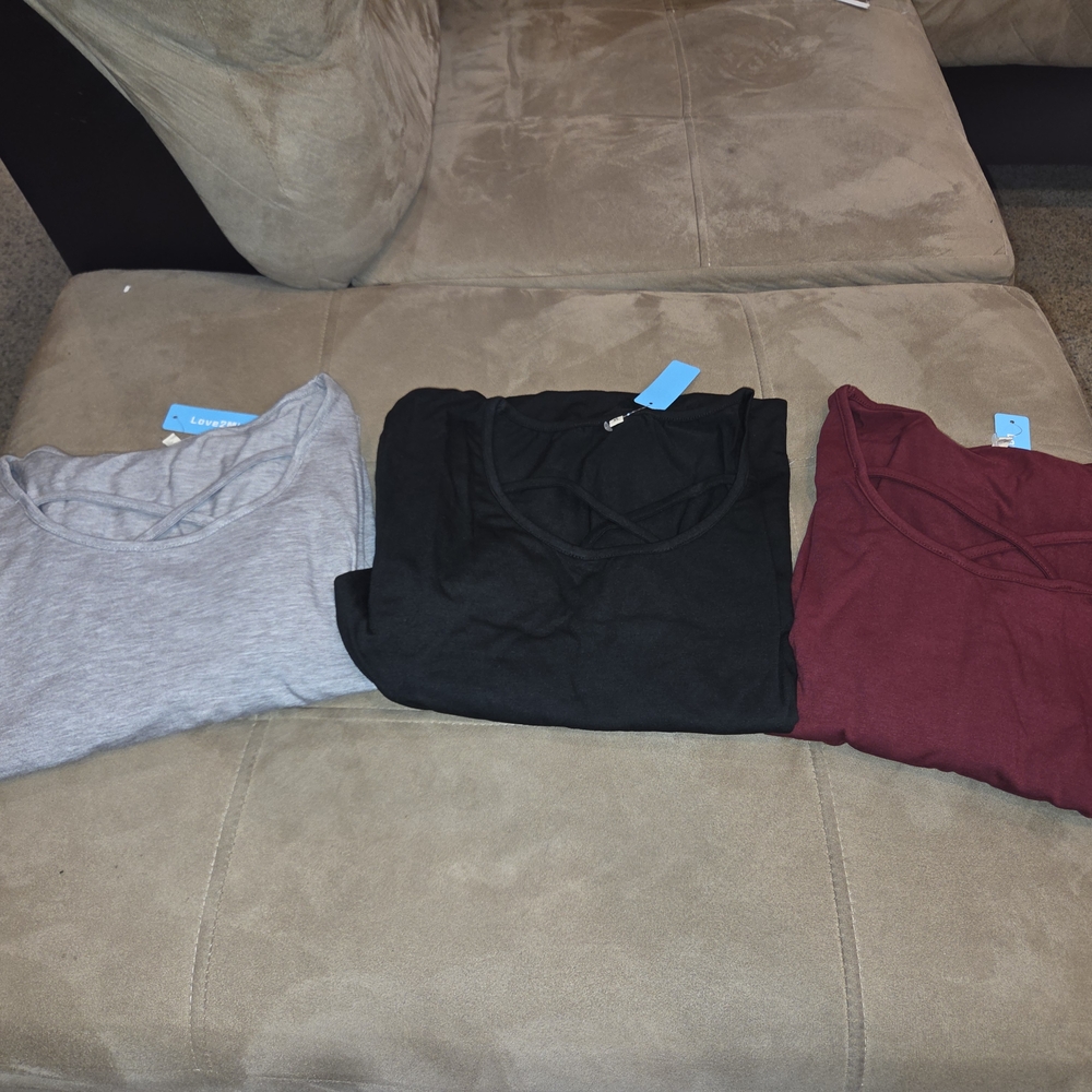 Set of Three T-Shirts in Gray, Black, and Burgundy